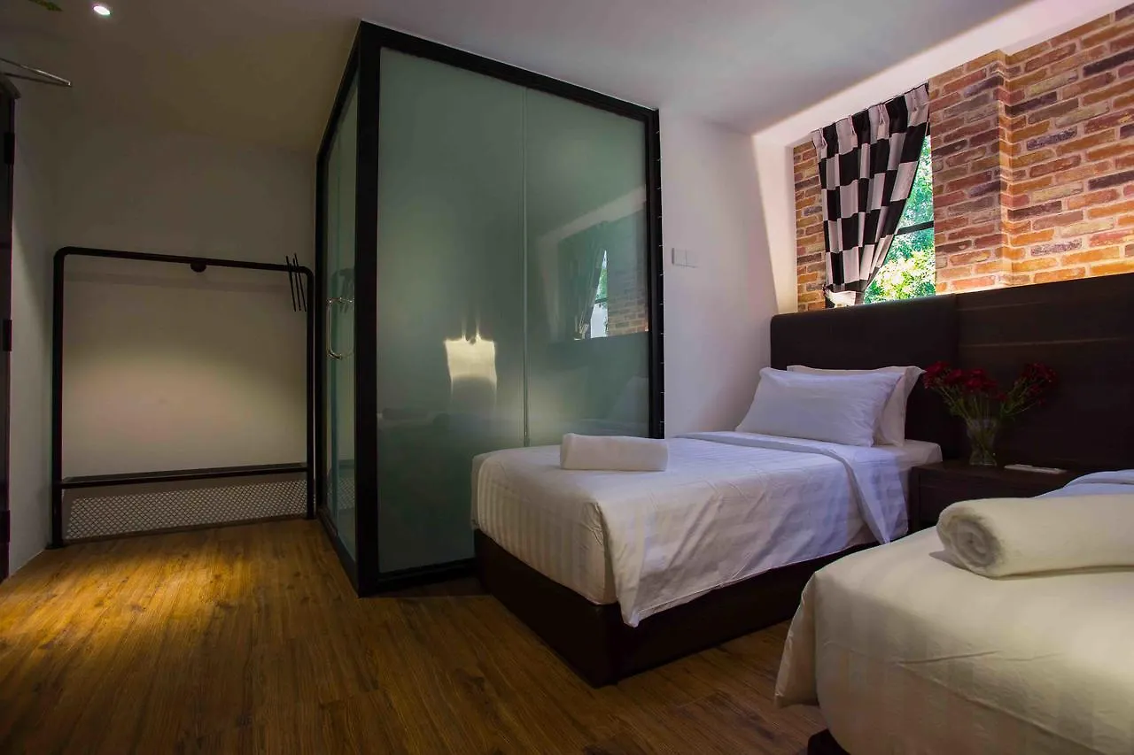 Stella Hotel - Johor Bahru 3*,